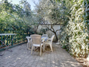 Appartement 6 pers avec jardinet privatif, proche mer et marché, Saintes-Maries-de-la-Mer - FR-1-475-23